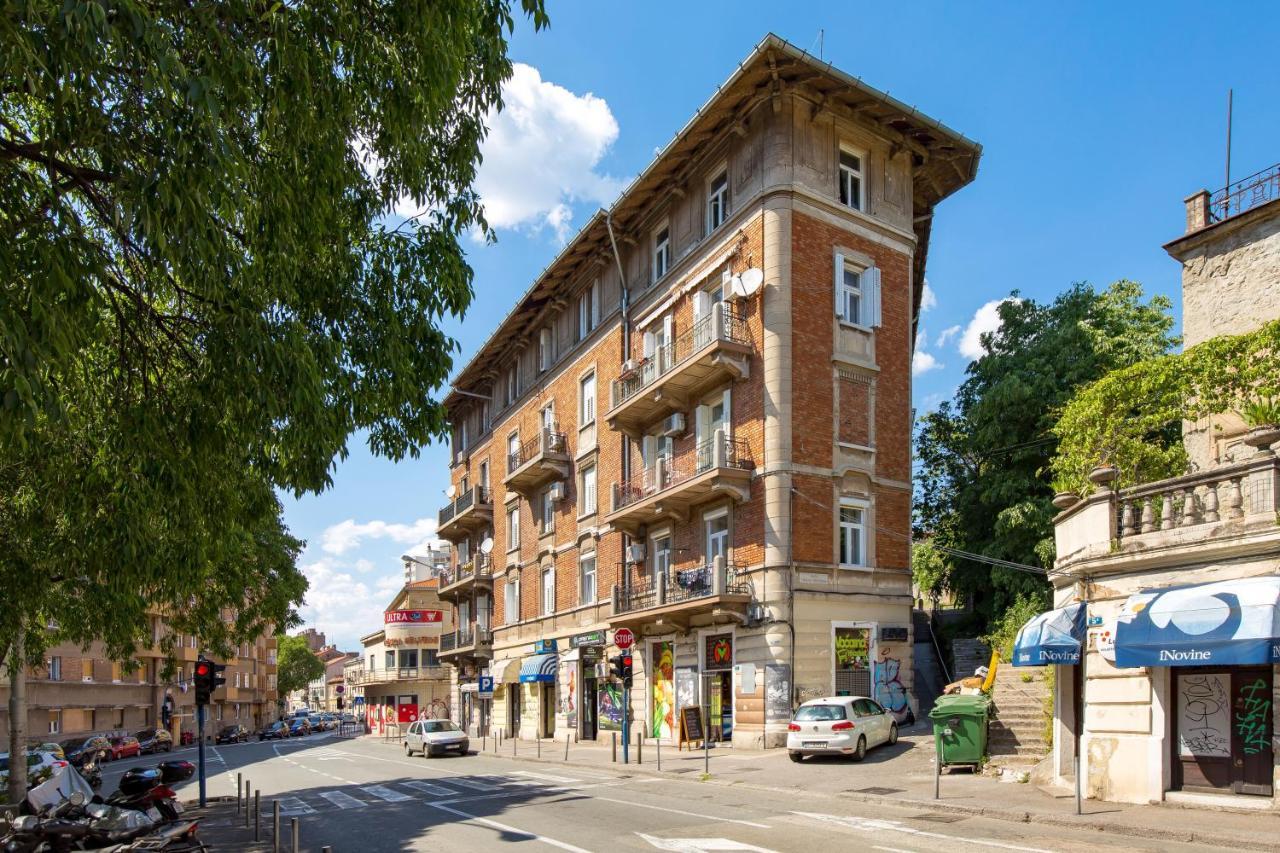 Studio Apartments Fran'S غييكا المظهر الخارجي الصورة