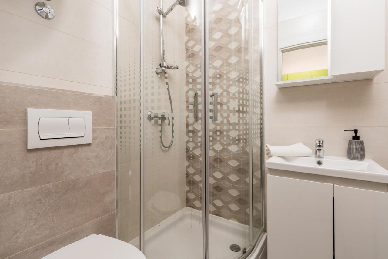 Studio Apartments Fran'S غييكا المظهر الخارجي الصورة