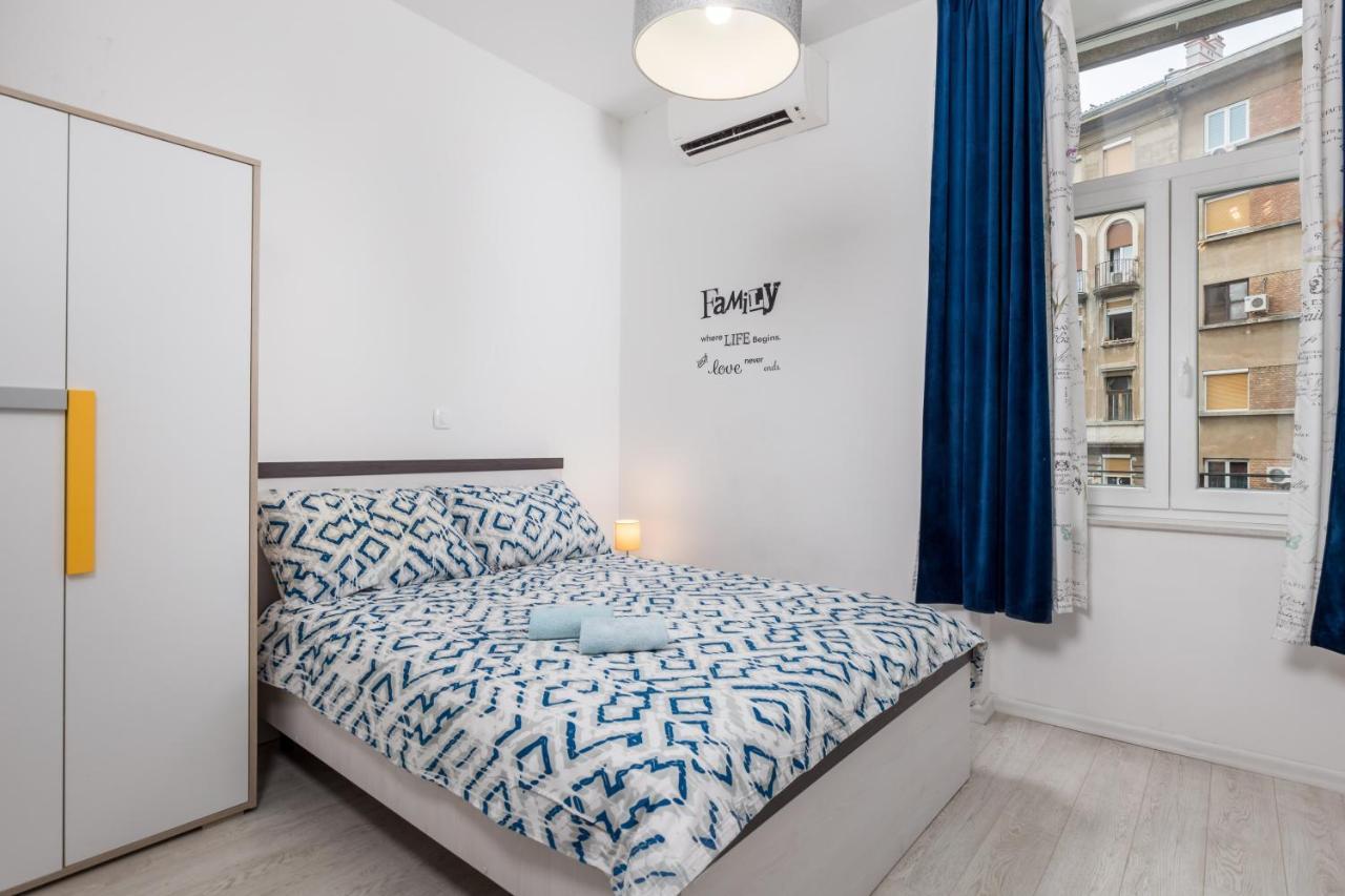 Studio Apartments Fran'S غييكا المظهر الخارجي الصورة