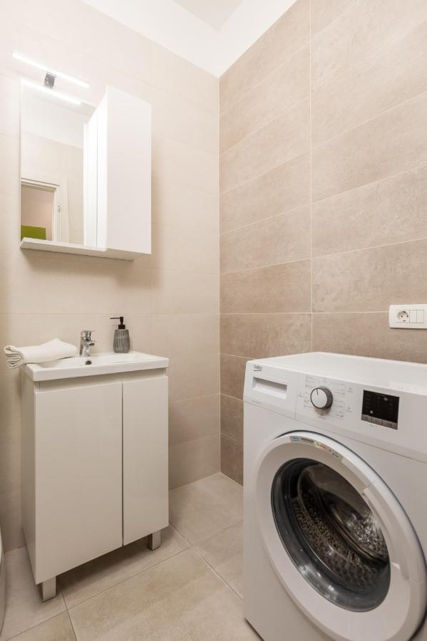 Studio Apartments Fran'S غييكا المظهر الخارجي الصورة